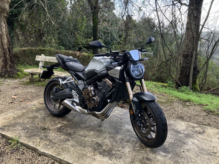 Honda CB650R E-Clutch