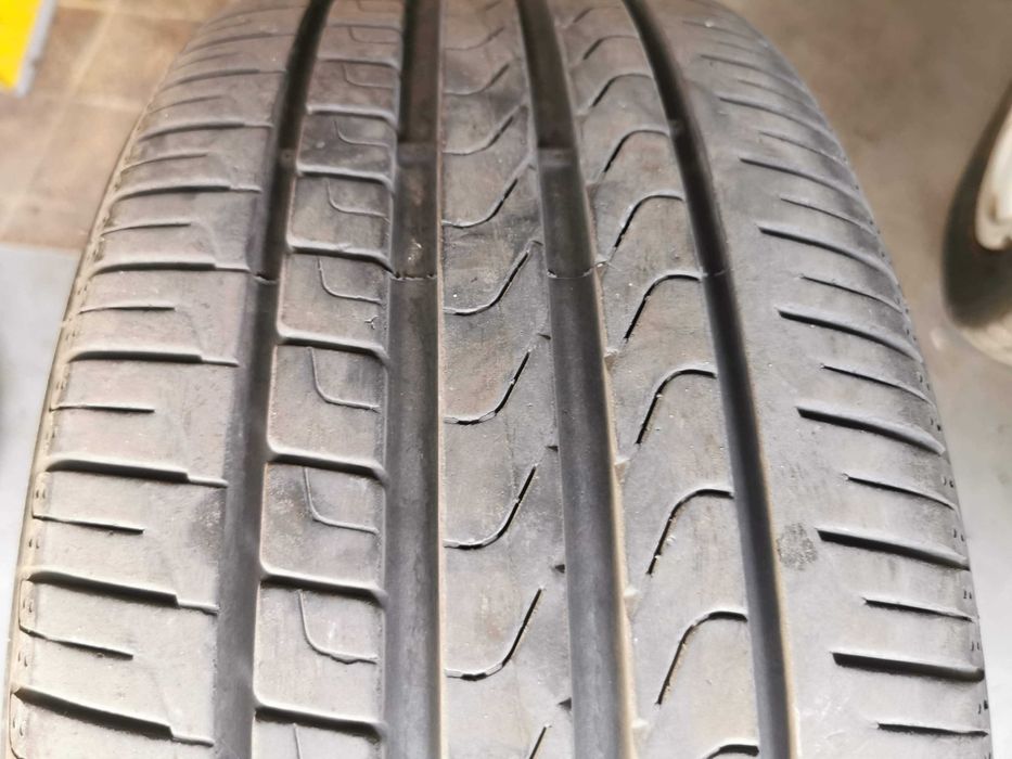 Opona letnia Pirelli Cinturato P7 235/40 R19 - 2022r.