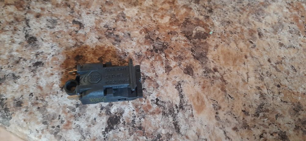 Электрочайник Hilton