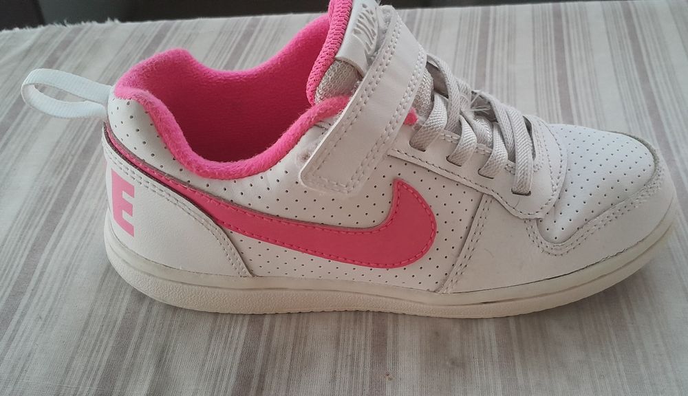 Tenis adidas e nike