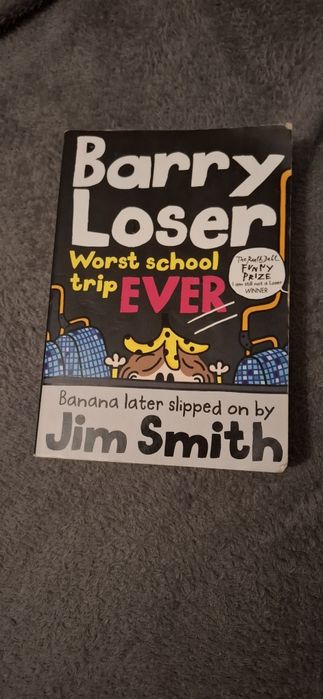 Książka Barry Loser: Worst School Trip Ever!" autorstwa Jima Smitha.