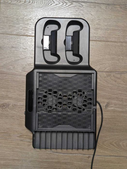 Xbox series X z dwoma padami i stacją dokującą | stan bardzo dobry