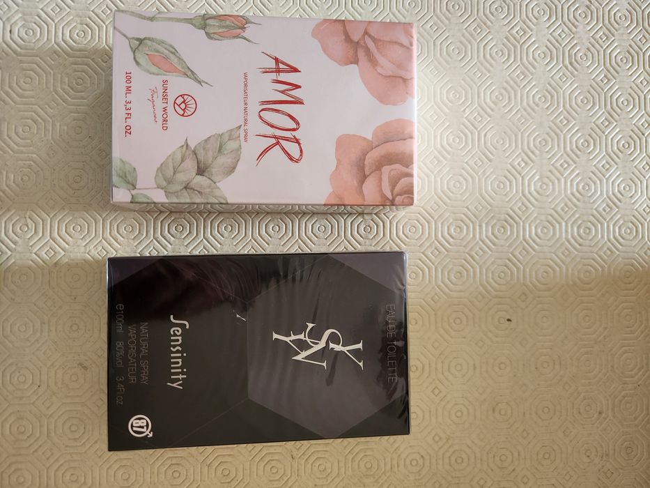 Dois perfumes selados