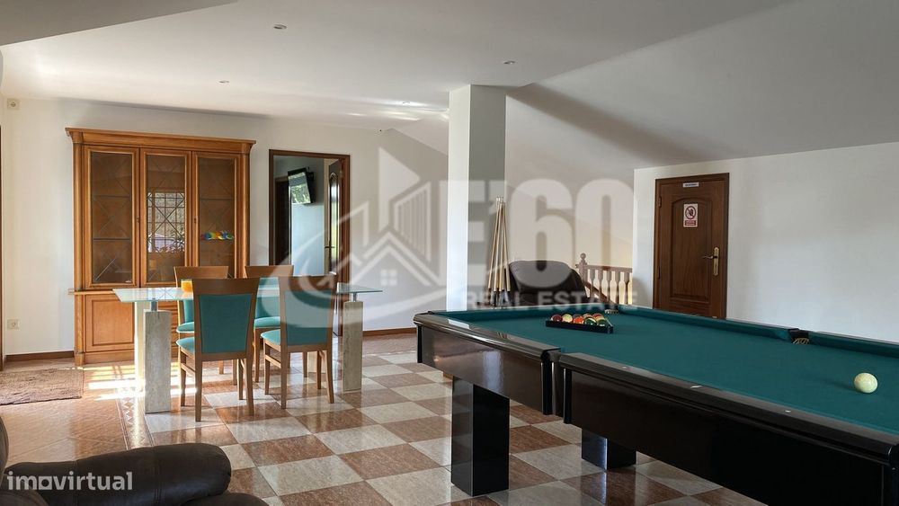 Andar Moradia Para Arrendamento Espinho