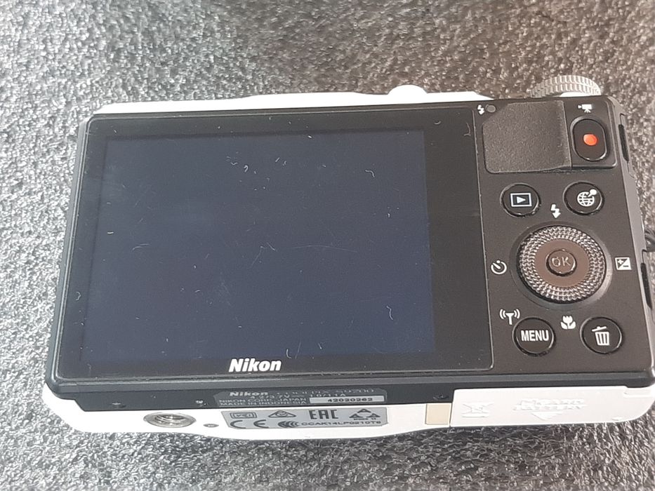 Фотоапарат Nikon Coolpix S9700  (L820