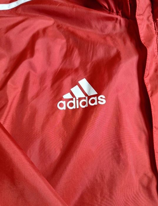 Corta-vento Adidas vermelho praticamente NOVO