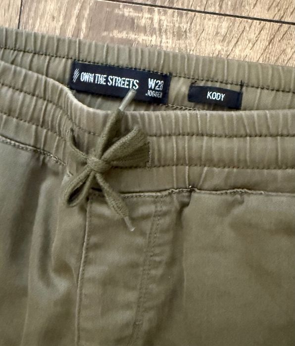 CLCT Own The Streets spodnie cargo bojówki chinosy, rozm. S,  khaki