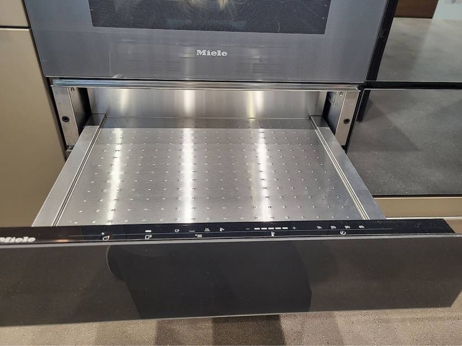 Miele szuflada grzewcza ESW7010