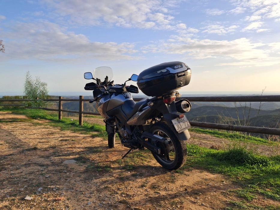 Suzuki Vstrom DL 650cc Negociável