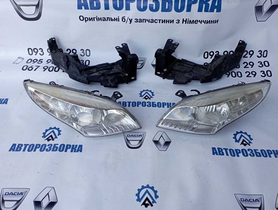 Фара Ліва/Права RENAULT MEGANE 3