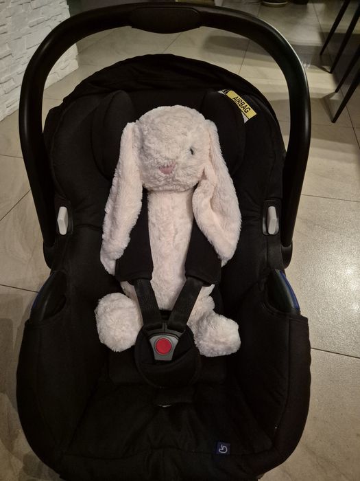 Fotelik samochodowy Axkid z isofix