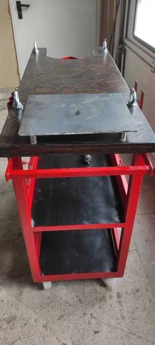 Wózek spawalniczo monterski