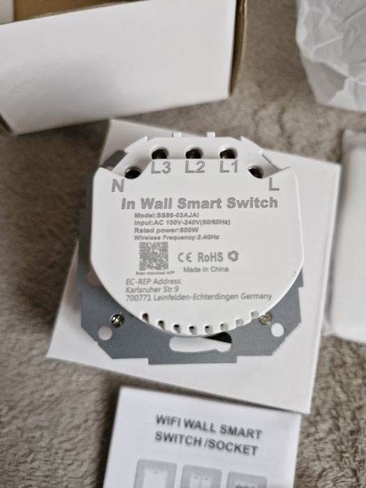 Inteligentny przełącznik świetlny wifi
