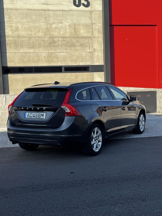 Volvo V60 — fotografia 3