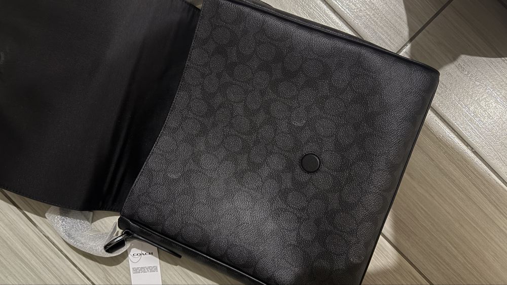 Сумка з натуральної шкіри , coach чоловіча , оригінал