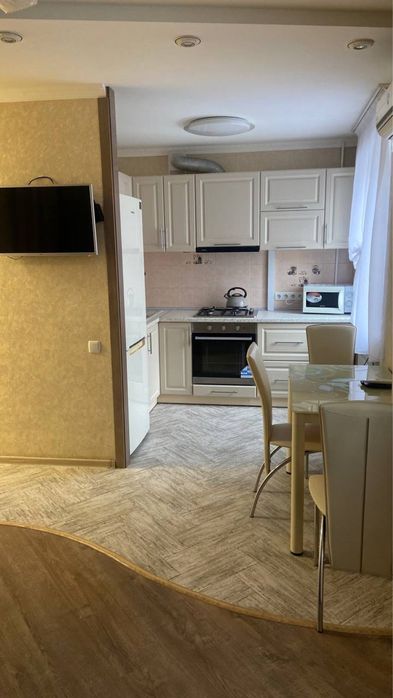 Сучасна квартира СТУДІЯ на Рудані, Гагаріна, 4поверх ДОВГОСТРОКОВО,