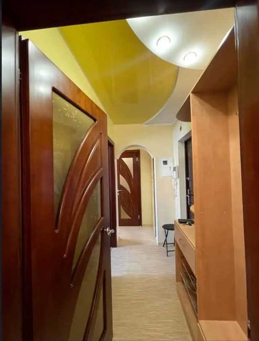 2 кім в багатоповерхівці район БЕРЕЗИНКИ (717565)