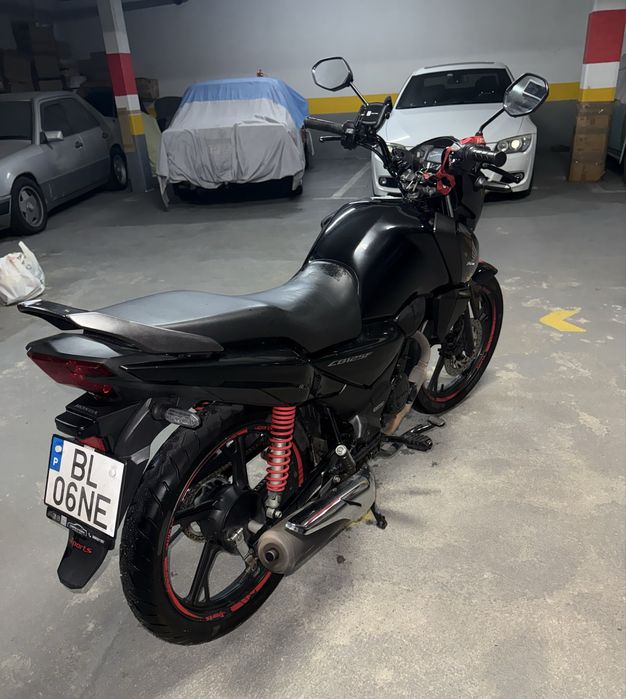 A venda honda cb125f 2024