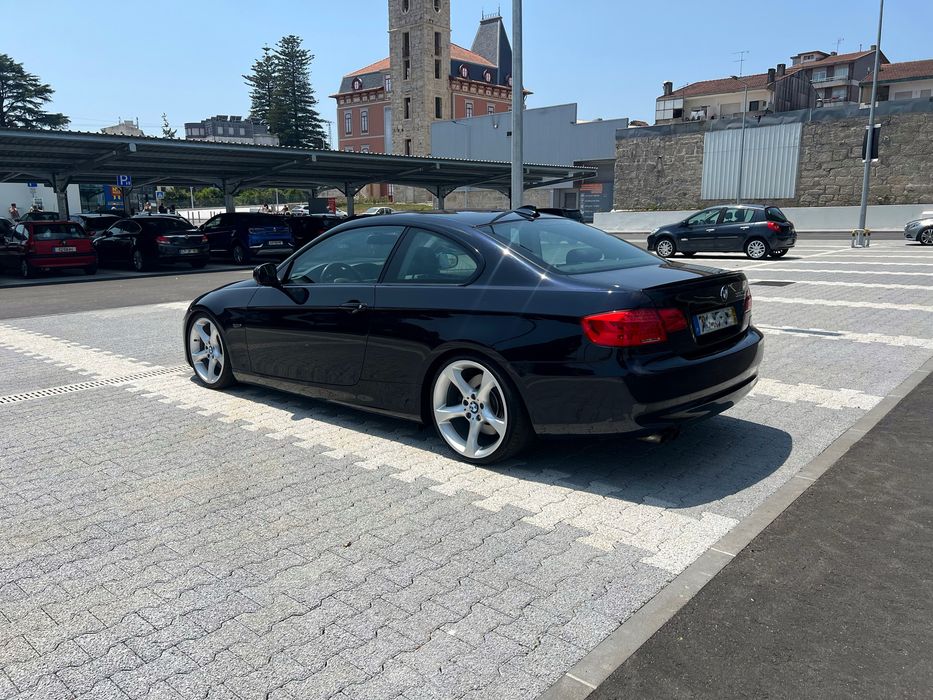 BMW 330d LCi e92 2010
