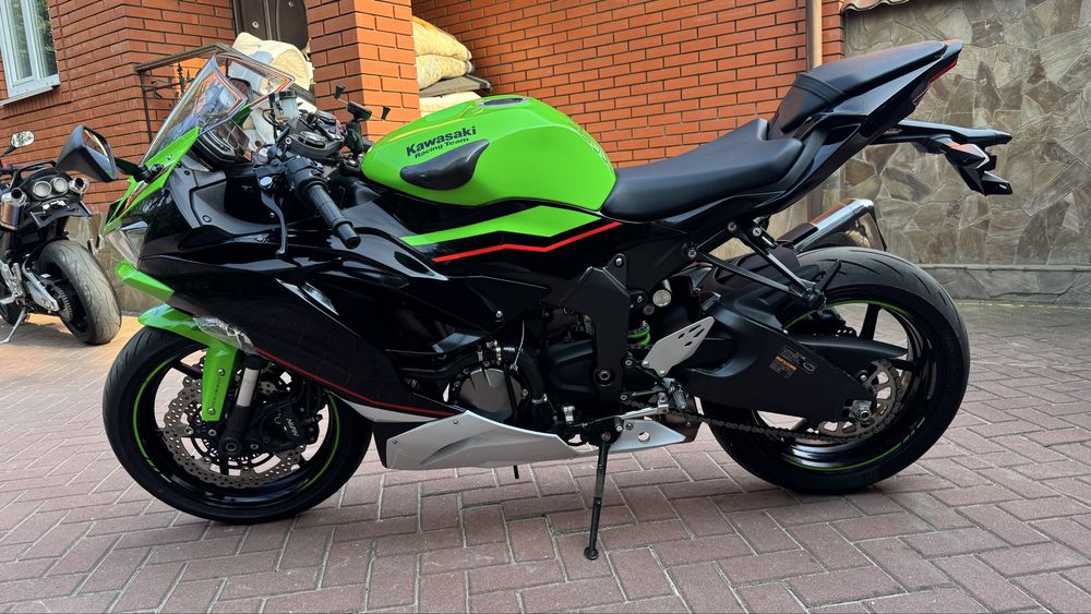 Kawasaki ZX-6 RA 2022 рік Кавасакі