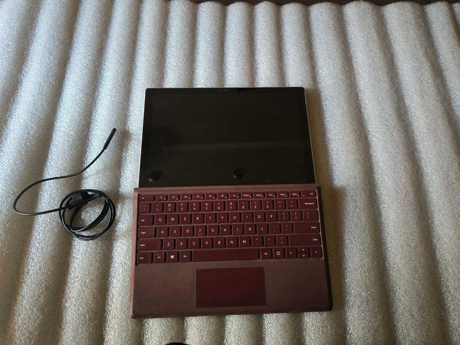 surface pro 5 8 256 - Купити електроніку - Ціни на OLX.ua
