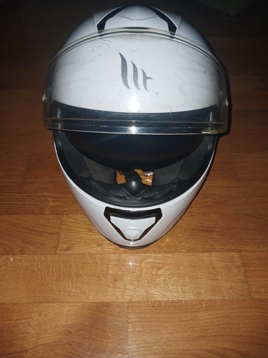 Продам шолом MT Thunder 3 SV