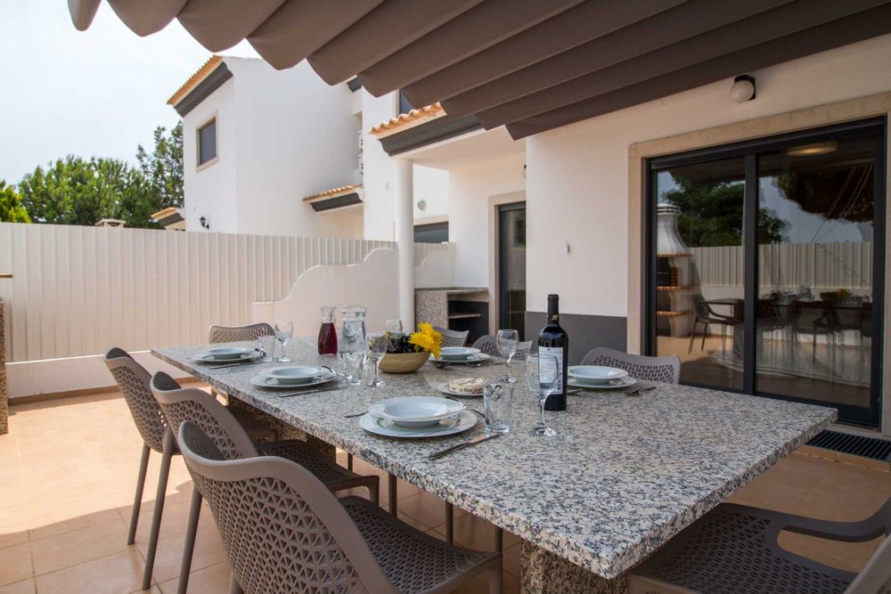 Vila Magnólia com piscina e internet