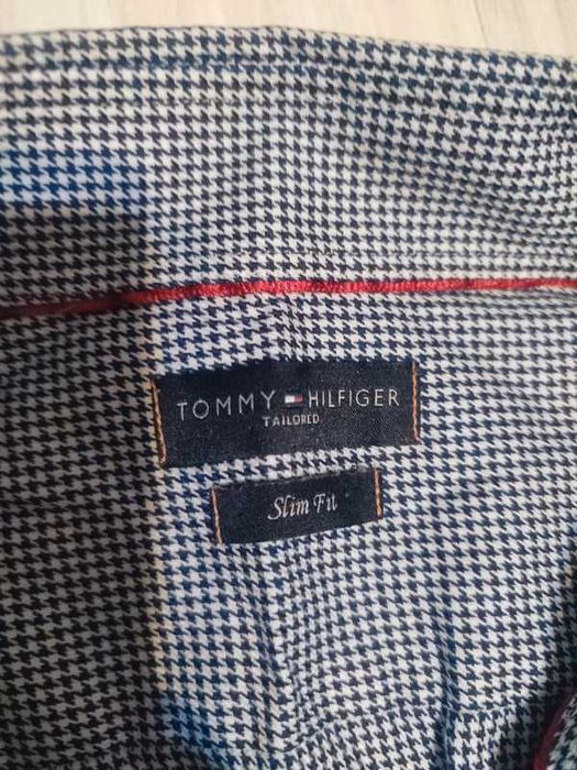 męska koszula rozm. M firmy Tommy Hilfiger