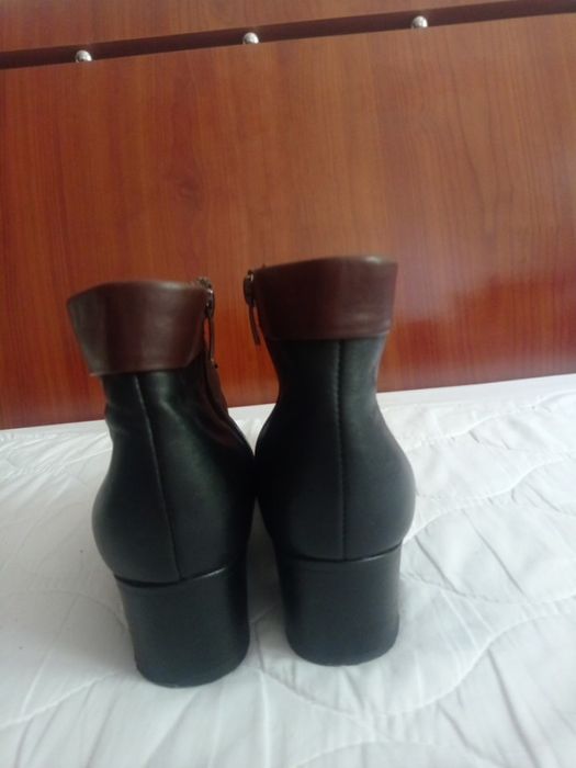 Ботинки женские из качественной кожи бренд Lavorazione Artigianale