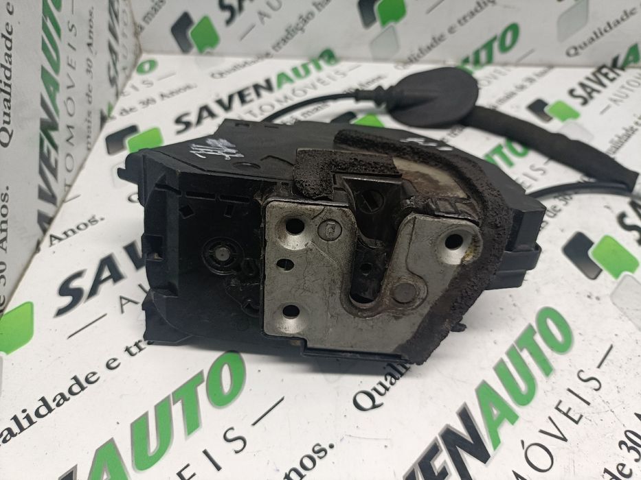 Fechadura / fecho porta frente direito RENAULT Clio IV (BH_)