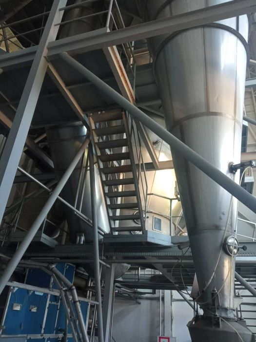 Комплекс нежитлових будівель з зем. ділянкою та виробничим обладнанням