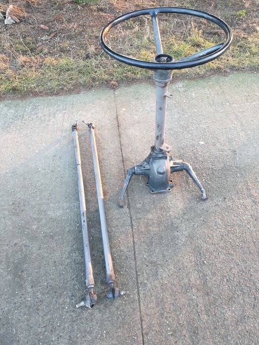 Kolumna kierownicza URSUS C330 C330M drążki kierownica