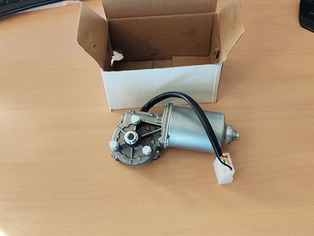 Motor Limpa Vidros Frente Mercedes Sprinter VW LT (NOVO)