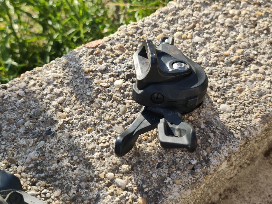 Desviador deore xt 12v e manípulo slx 12v