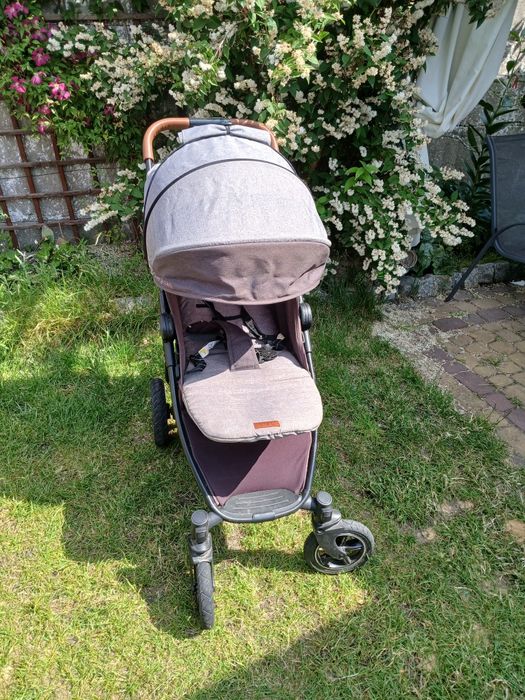 Wózek spacerowy Coletto Nevia