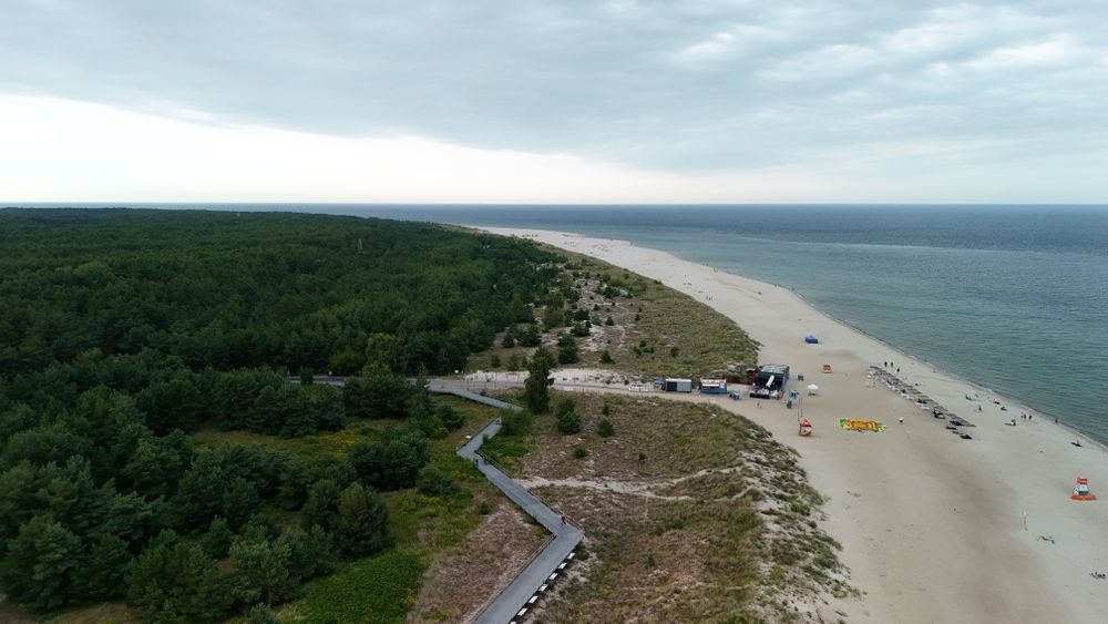 Usługi filmowania dronem