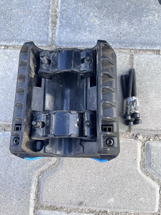 Fotelik rowerowy Thule Ridealong + Kask