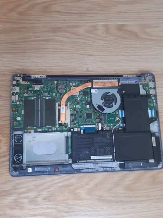 Laptop asus S510U na części