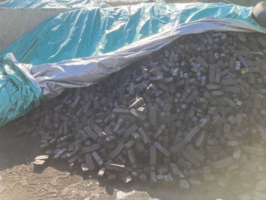 Węgiel Polskie kopalnie i Brykiet Rekord