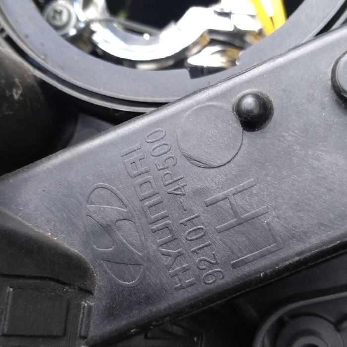 reflektor lampa  lewa hyundai i20 lift 92101-4P500