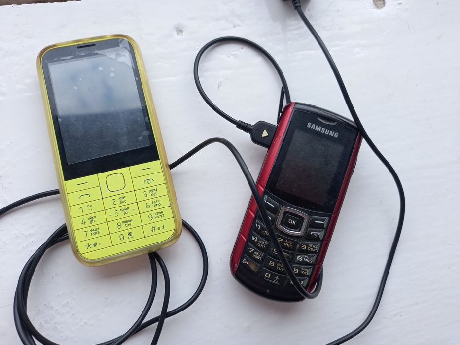 Продам старі моб.телефони