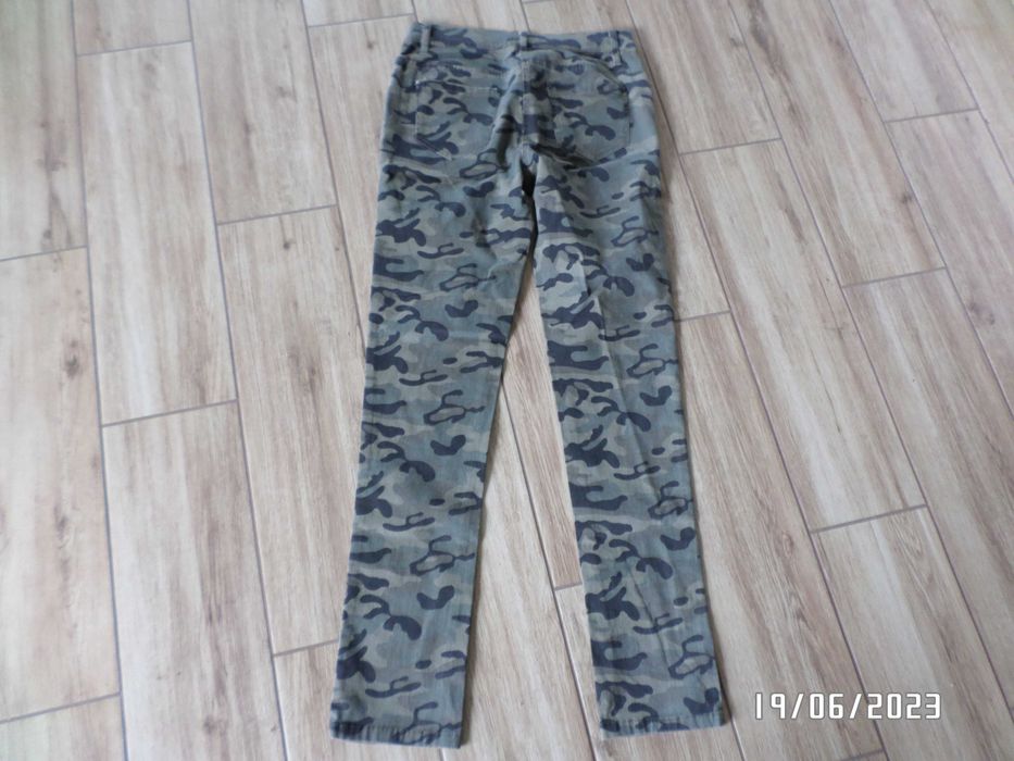 damskie spodnie moro-elastyczne-38/40-M/L