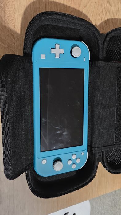 Nintendo Switch Lite com jogos
