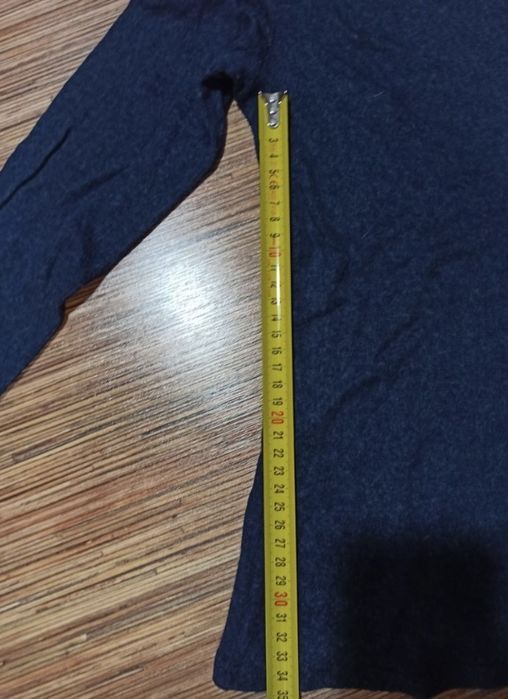 Bluzka z długim rękawem i luźnym dekoltem Massimo dutti S