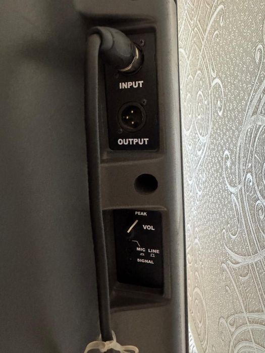 Продам активні колонки JBL