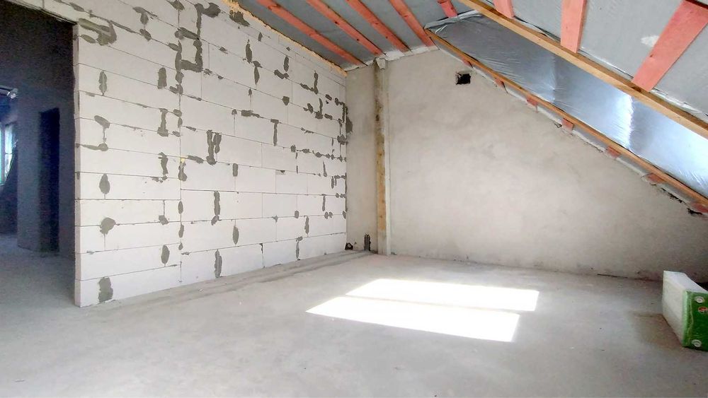 Простора 1-кімн. 63,8 кв.м. в малоповерховій новобудові ЖК Desna Park