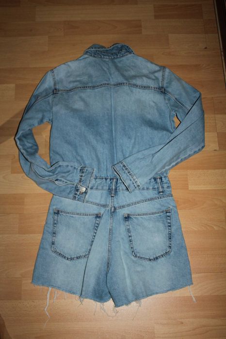 Джинсовий комбінезон zara розміру s