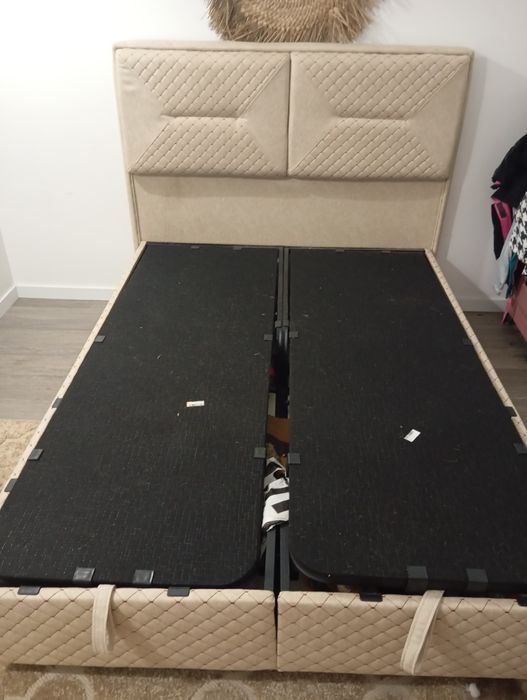 Cama box com gavetas de arrumação