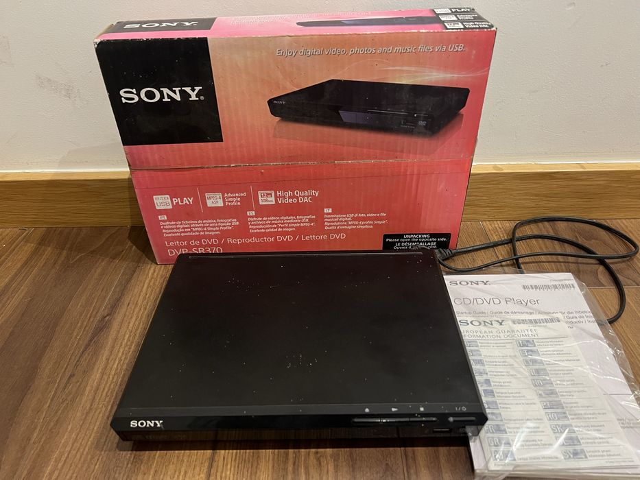 Vendo dvd sony ( entrada scarlet)