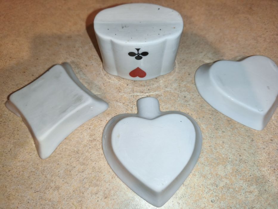 Porcelanowy karciany zestaw palacza PRL